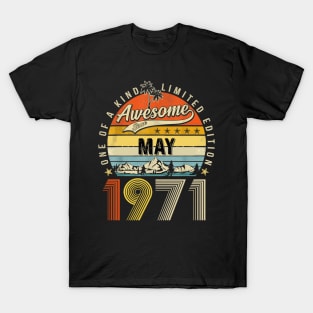 Awesome Since May 1971 Vintage 52nd Birthday T-Shirt